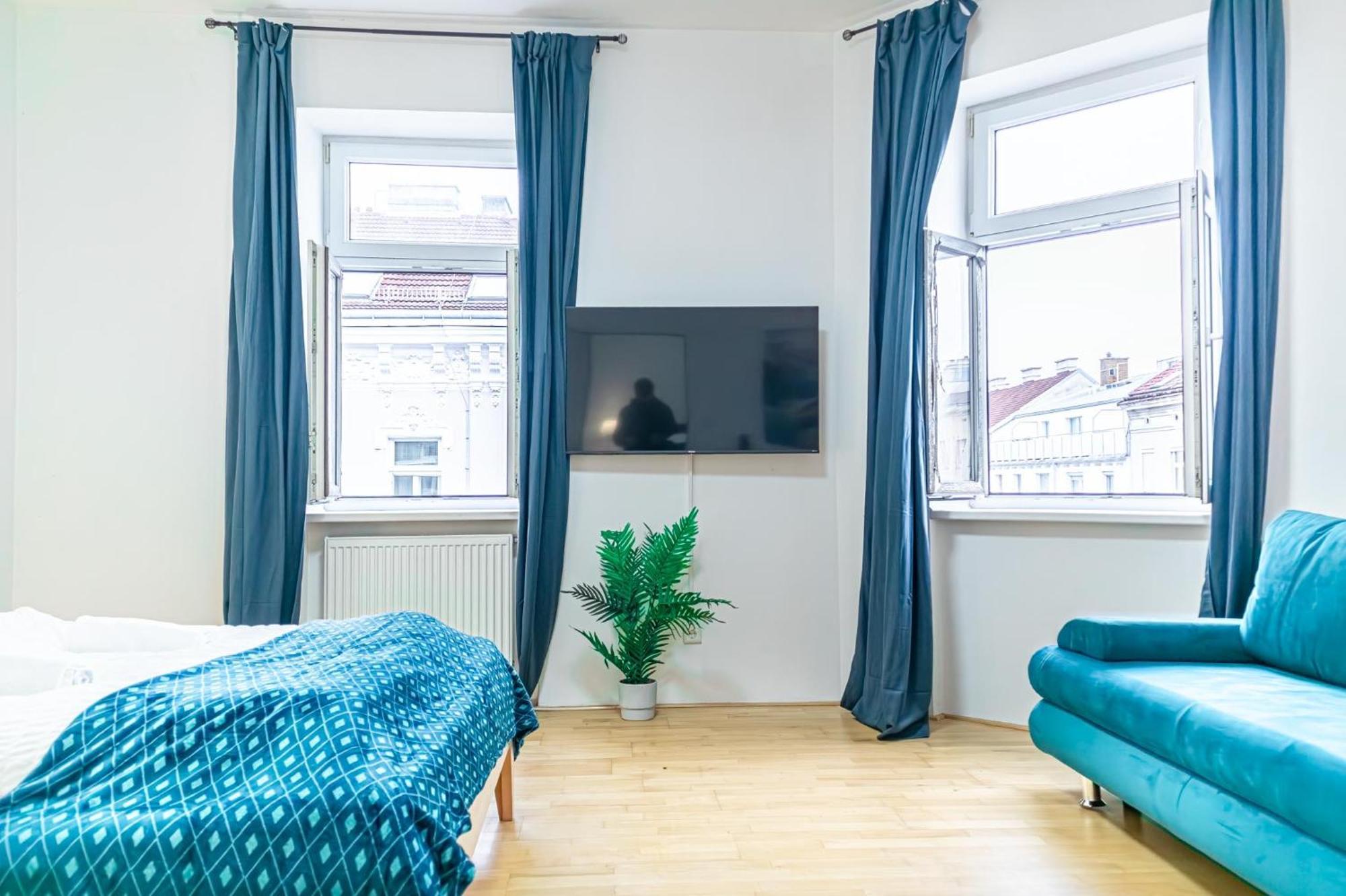 Appartement Elegant 2br Apt.@wiener Stadthalle/central Located *